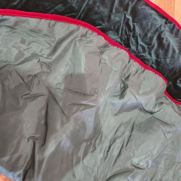 Vintage 90s Dark Green Red Velvet Tree Skirt Ribbon Poinsettias 52" Diameter - Picture 5 of 5